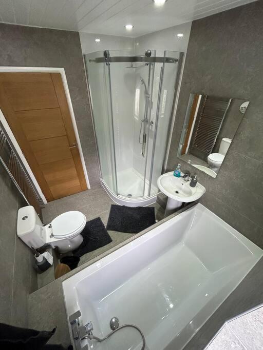 Fresh & Spacious House Ріл Екстер'єр фото